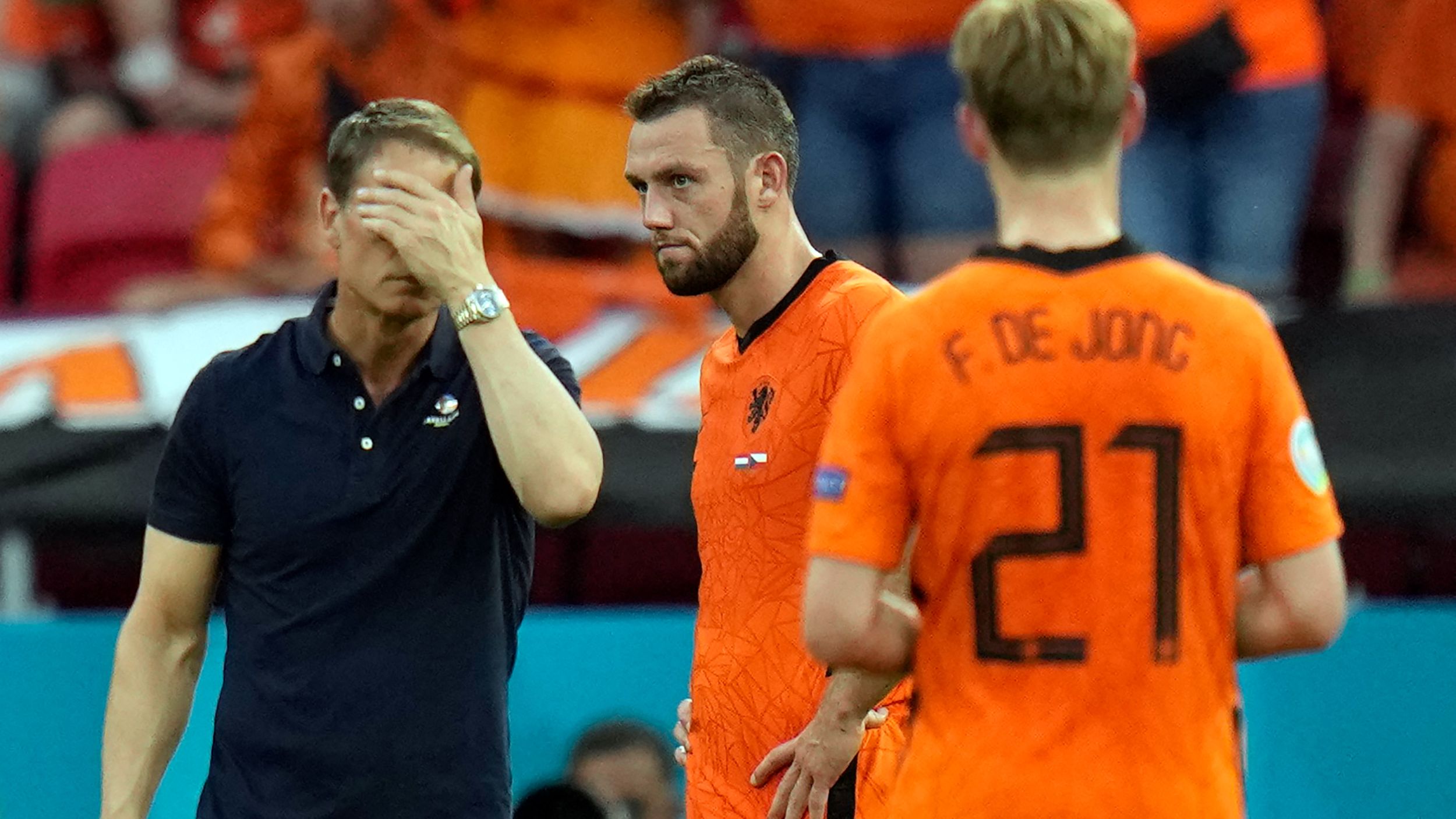 Legendary Former Ajax Manager Declines Management Comeback After Challenging Premier League and Serie A Experiences