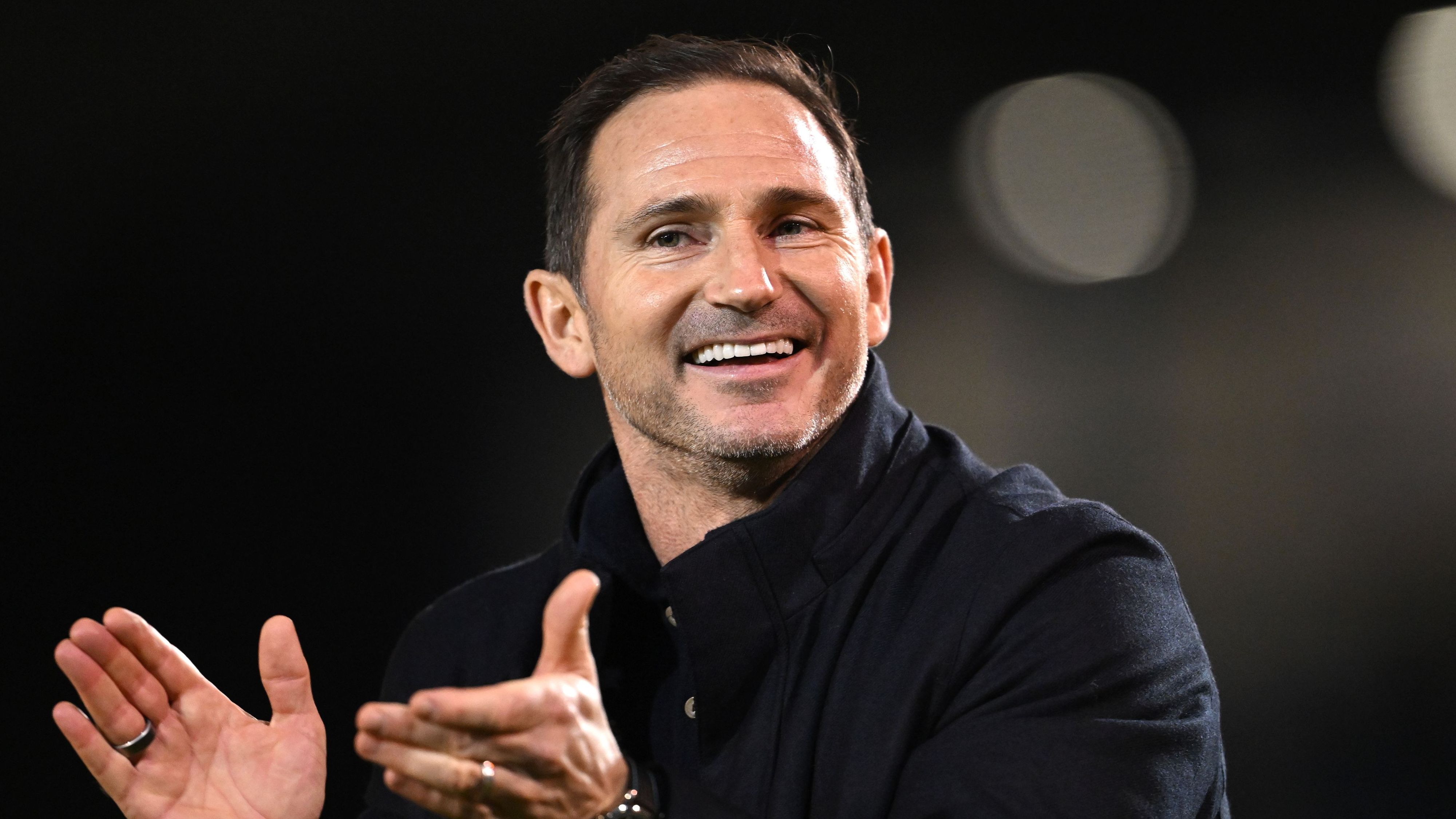 Frank Lampard Asserts His Competence Following Journalist’s Emotional Tribute to Coventry Manager