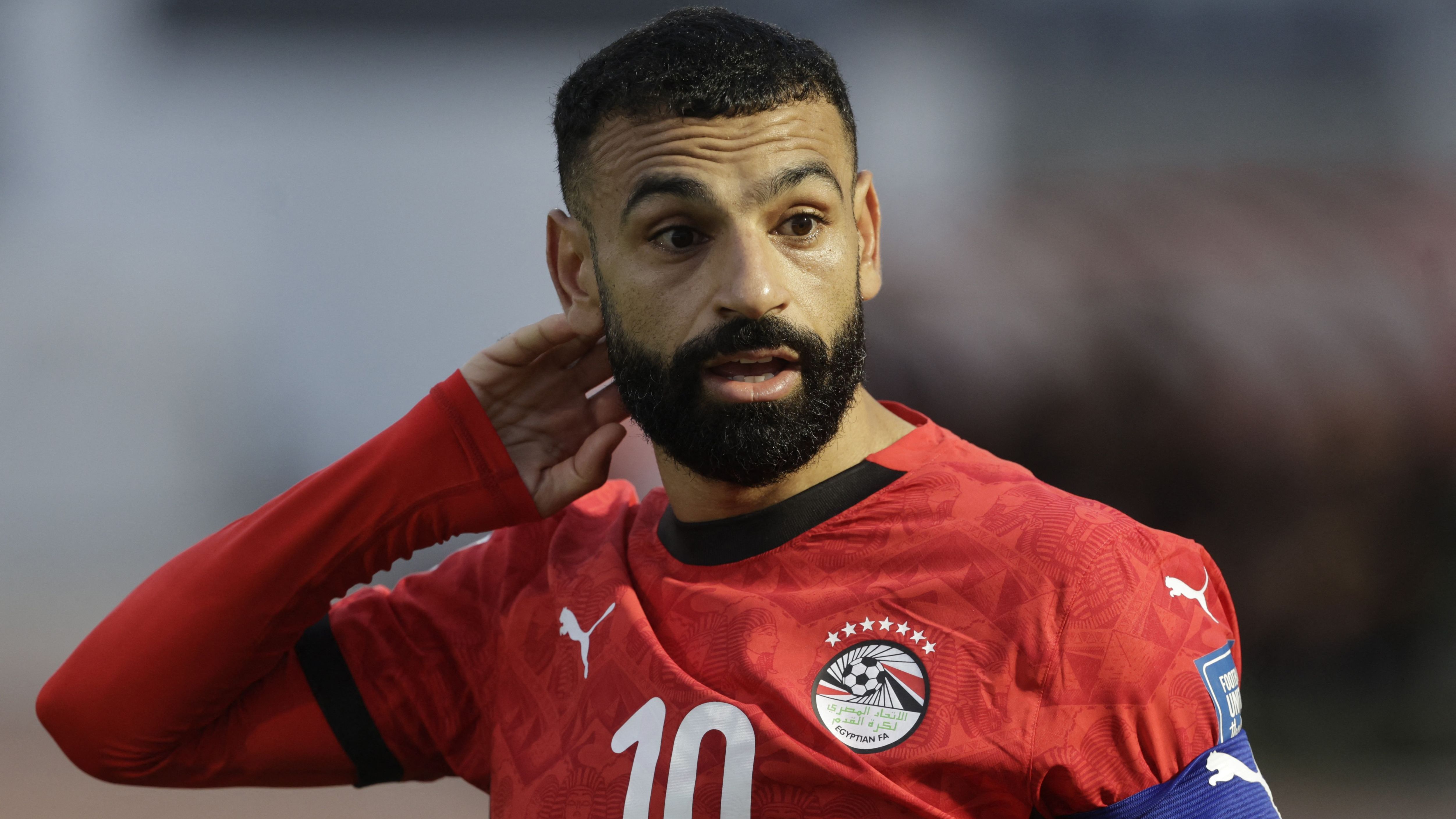 Mohamed Salah Engages in Crucial Negotiations with Egypt as Liverpool Faces Potential Loss of Star Player for 10 AFCON Matches