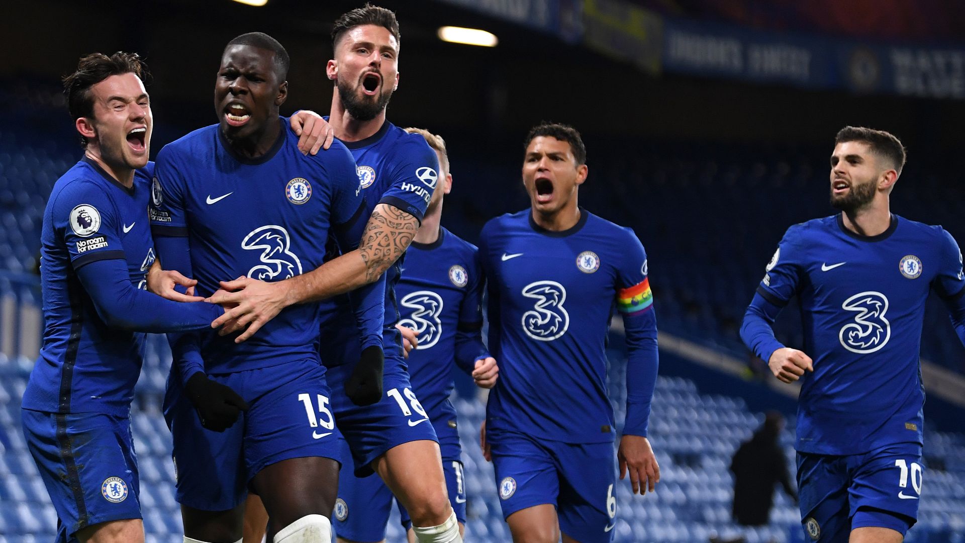 Thiago Silva Poised for Potential Reunion with USMNT Star Christian Pulisic as AC Milan Considers Re-Signing Veteran Defender