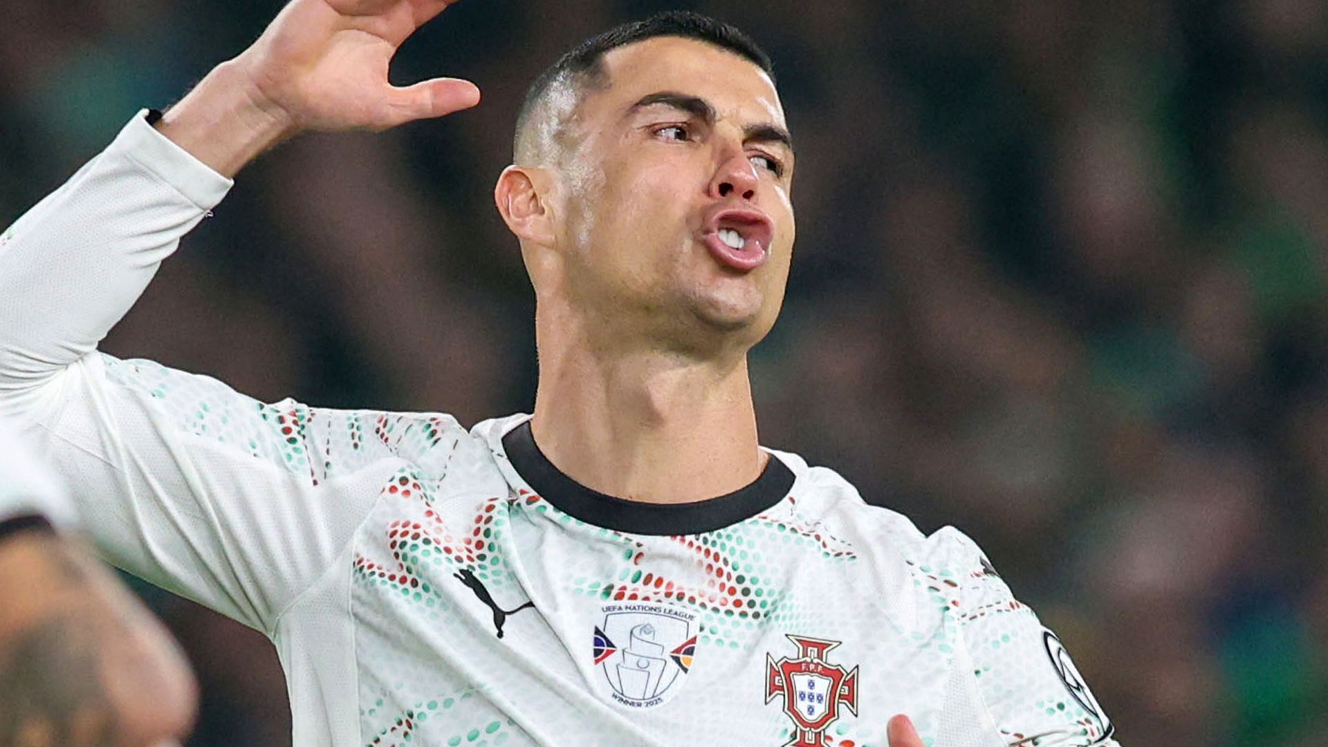 Roberto Martinez Defends Cristiano Ronaldo After Red Card Against Ireland, Insisting No Violence Involved