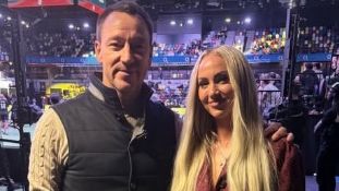Alisha Lehmann Launches Shirt Cannon and Poses with John Terry at Baller League UK Prior to MVPs United’s Defeat by the Chelsea Legend’s Team