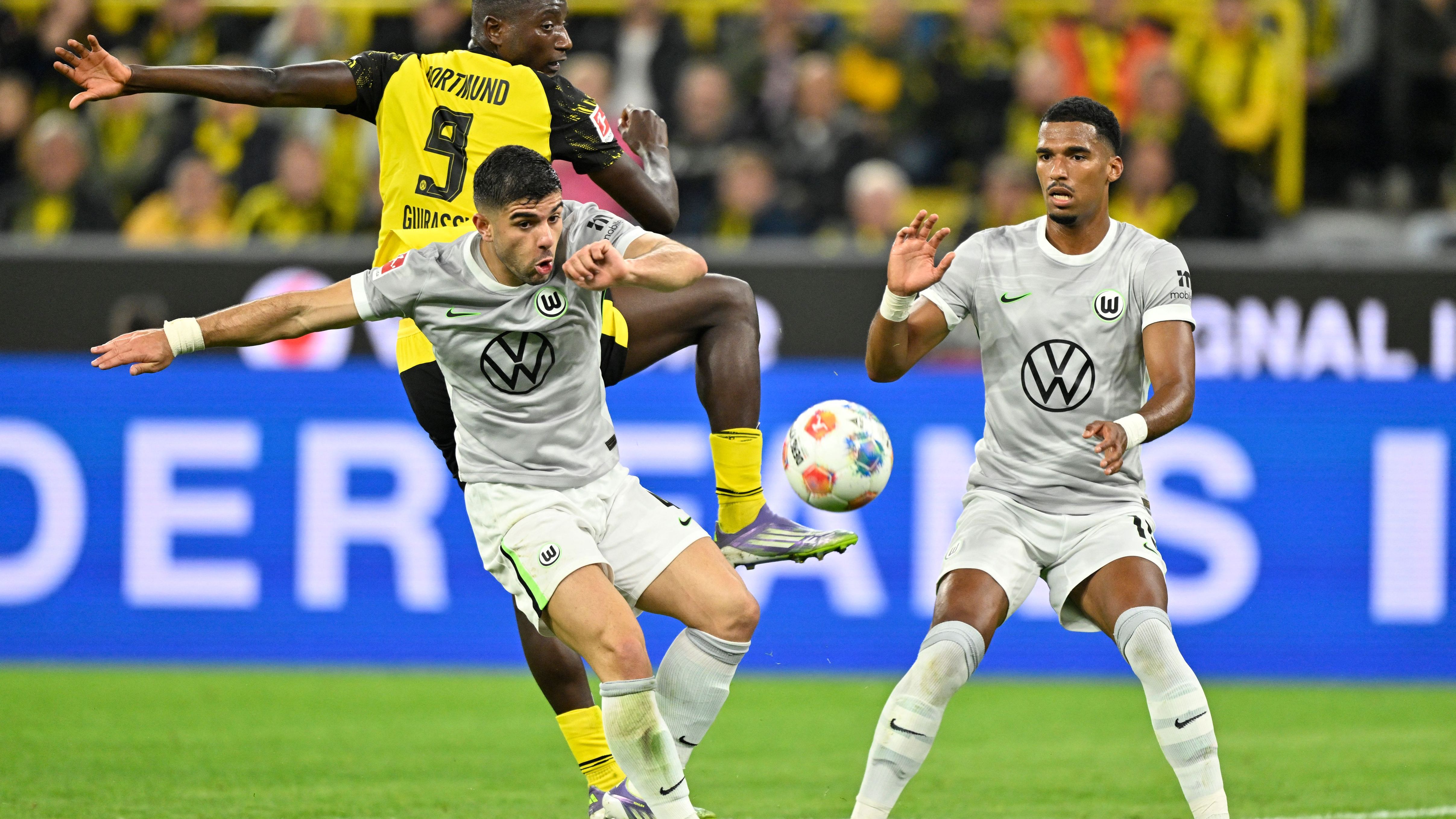 Liverpool and Tottenham Monitor Promising Bundesliga Defender as Liverpool Eyes Long-Term Successor to Ibrahima Konate