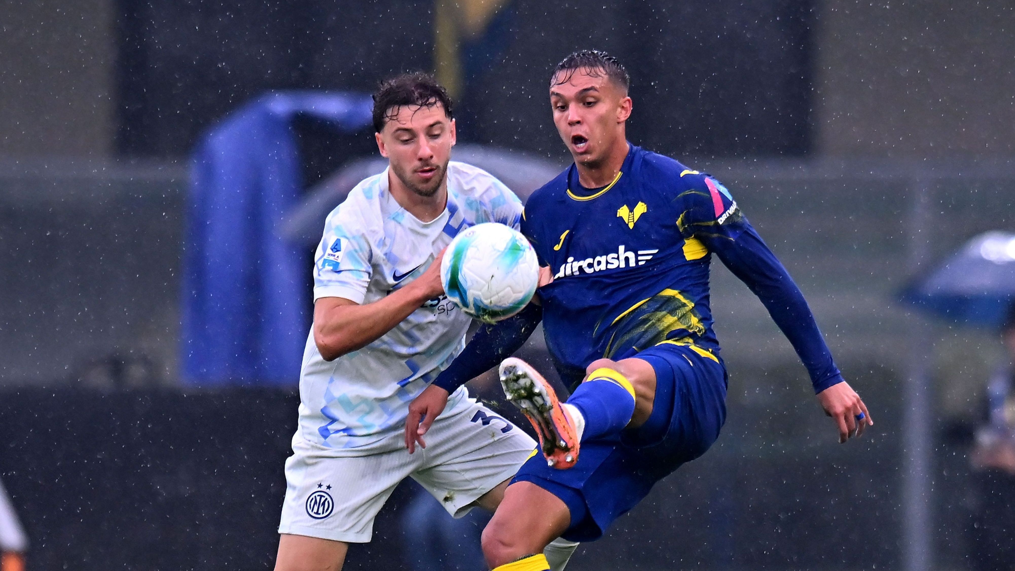 Borussia Dortmund, AC Milan, and Napoli Eye Brazilian Striker Valued at €30 Million Following Impressive Serie A Performances