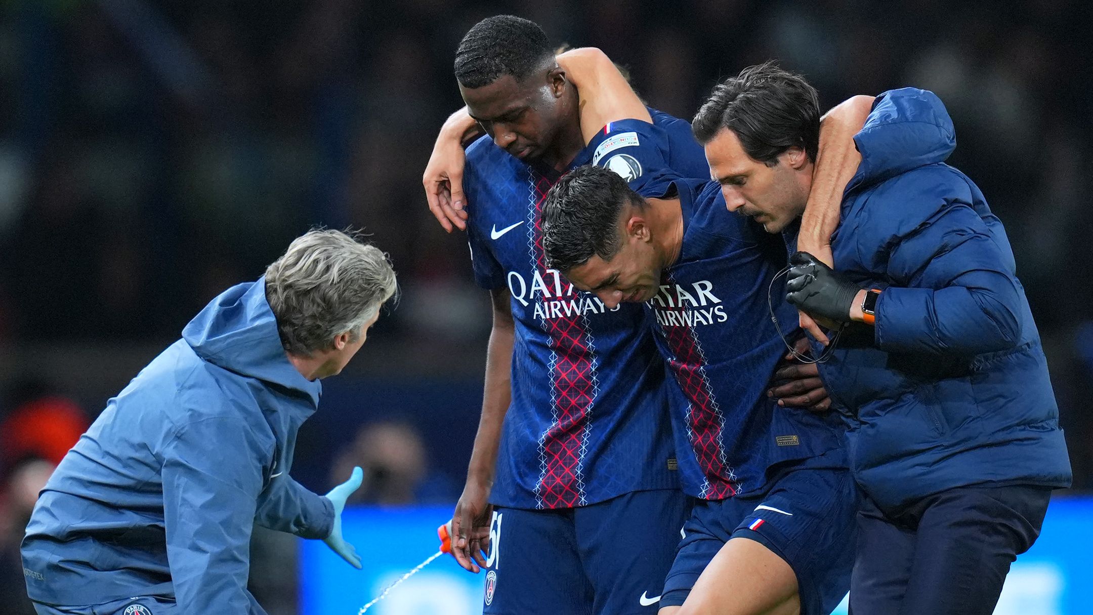 Paris Saint-Germain Closely Monitors Barcelona Defender as Luis Enrique Eyes Reunion with Former Star in January