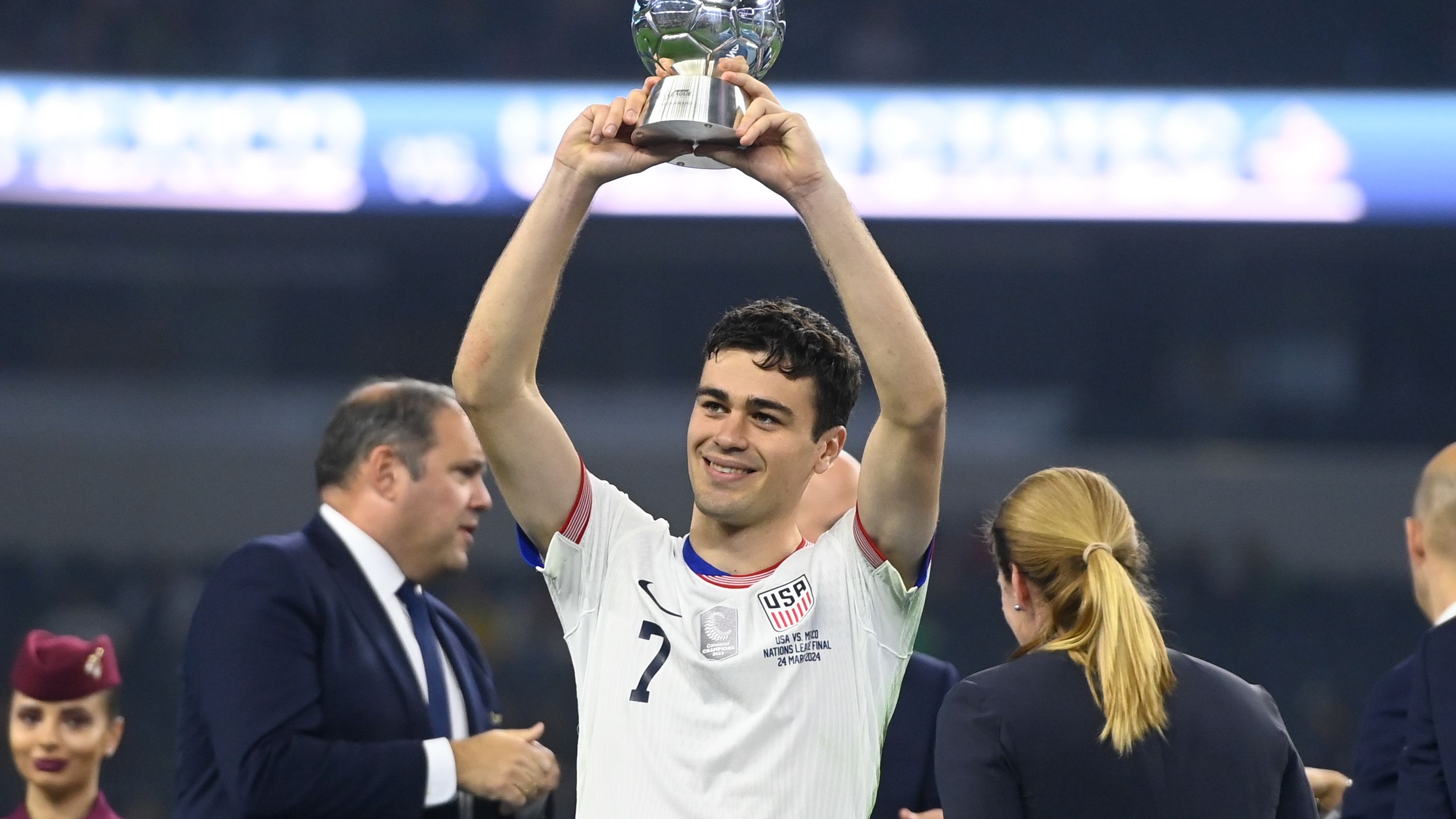 Charlie Davies Backs USMNT Coach Mauricio Pochettino’s Bet on Gio Reyna for His Exceptional Instincts and Creative Genius