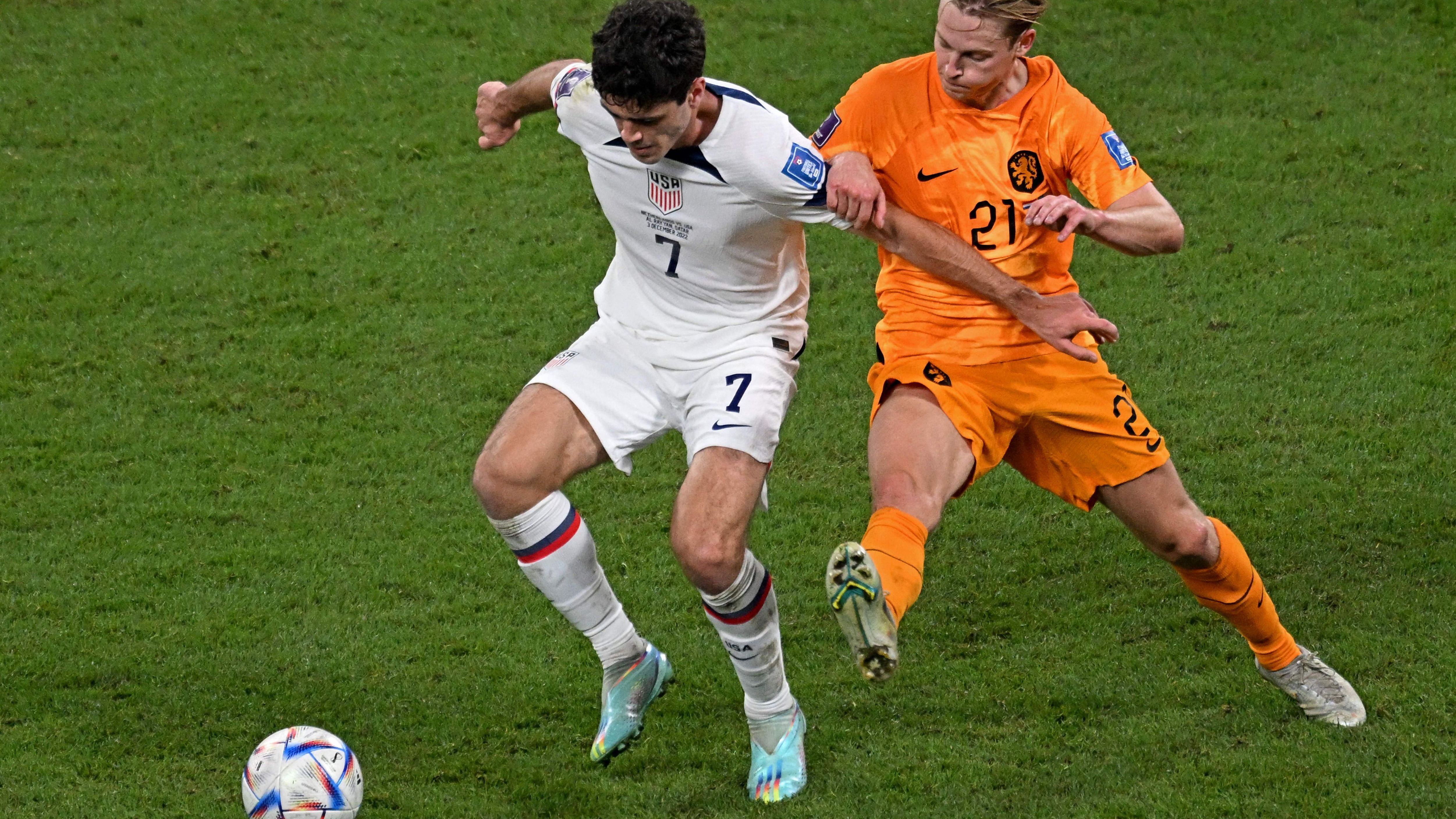 Charlie Davies Backs USMNT Coach Mauricio Pochettino’s Bet on Gio Reyna for His Exceptional Instincts and Creative Genius