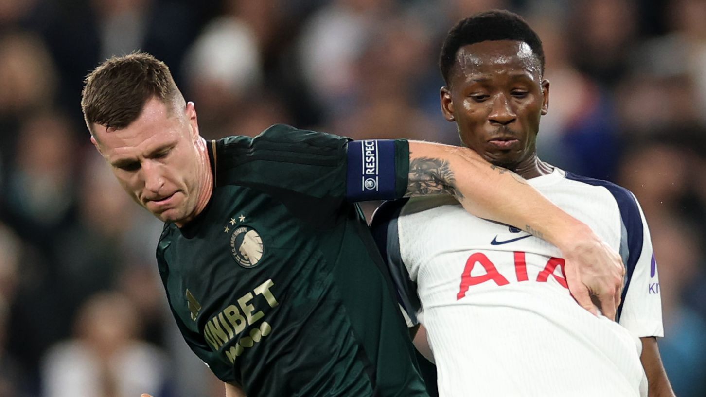 Tottenham Player Ratings vs. Copenhagen: Micky van de Ven’s Exceptional Solo Goal Secures Champions League Victory for 10-Man Spurs