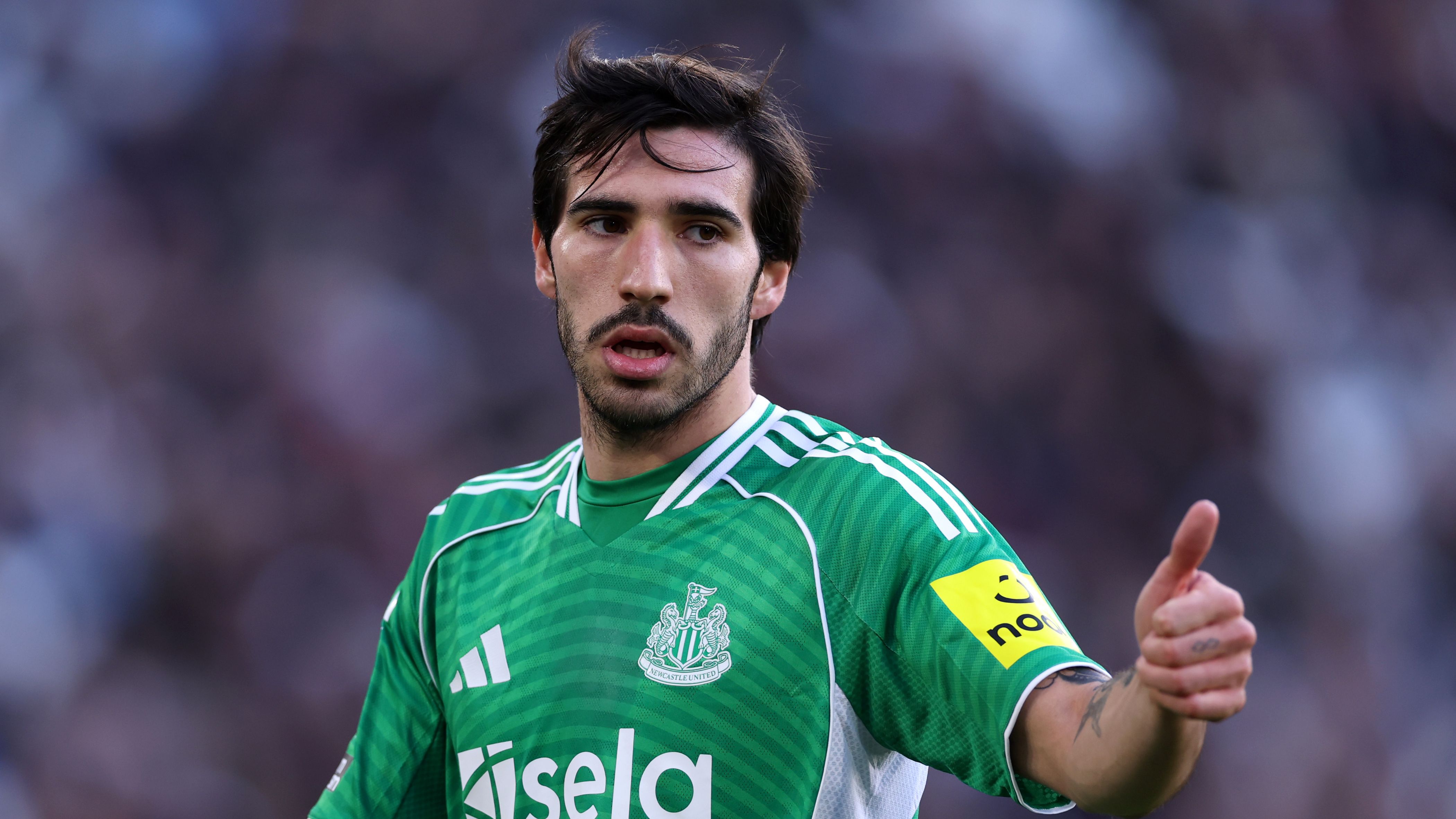 Sandro Tonali Tipped for Potential Return to AC Milan from Newcastle