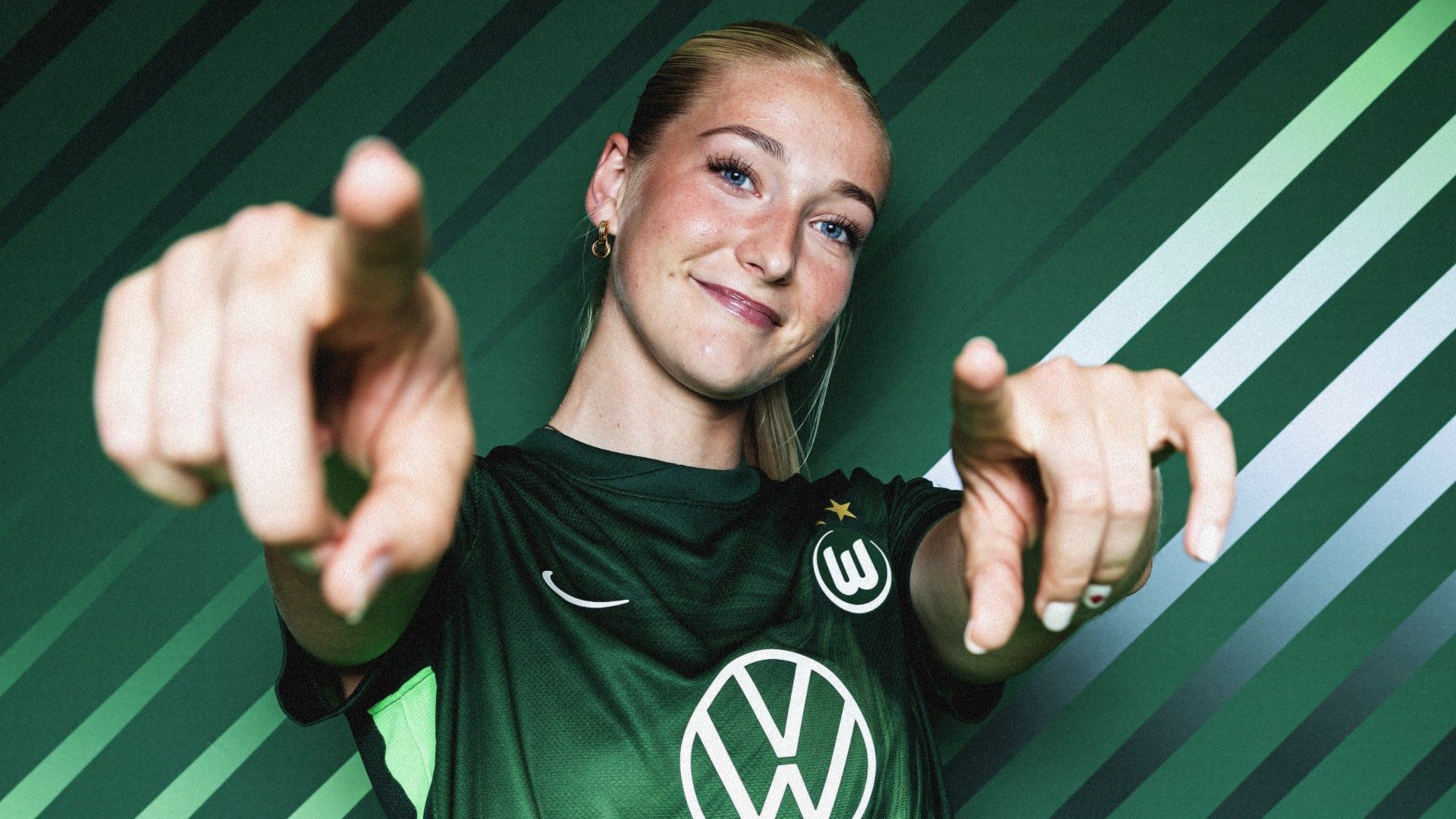 Wolfsburg Star Camilla Kuver Reflects on Four Injury-Ridden Years, Unwavering Determination, and the Heightened Significance of Her Germany and Champions League Debuts