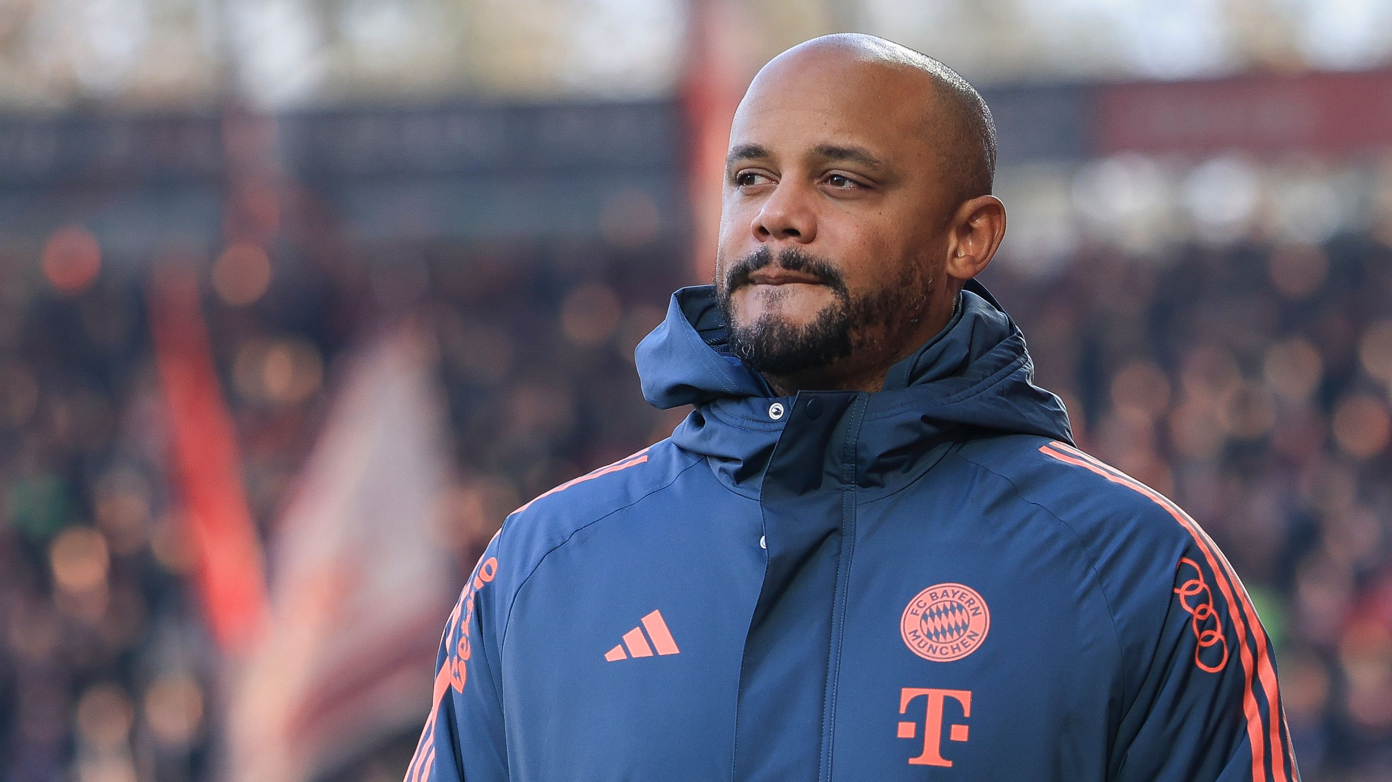 Vincent Kompany Urges Luis Díaz to Elevate His Game and Propel Bayern Munich to Bundesliga Glory Amid Champions League Absence Against Arsenal