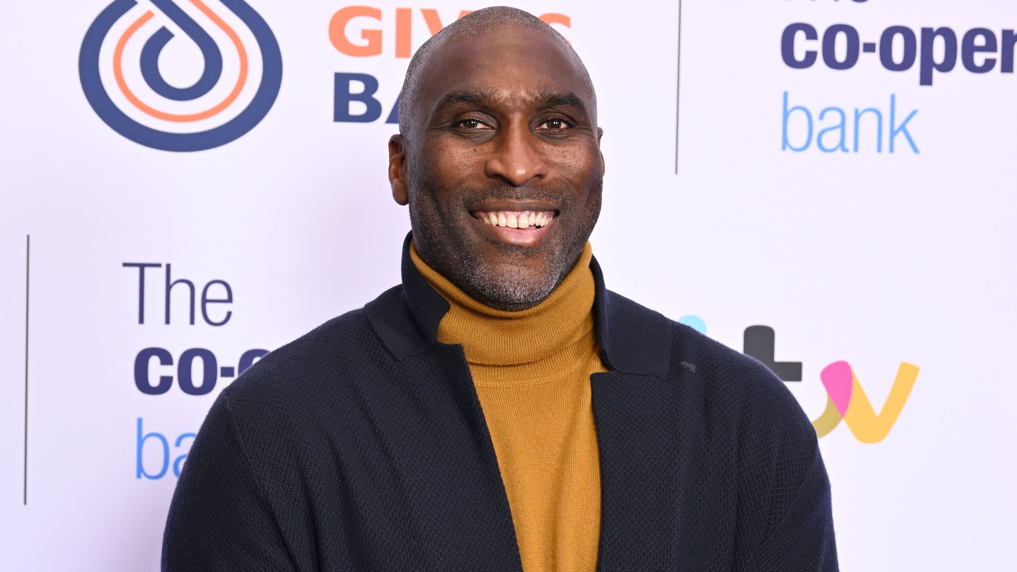 Sol Campbell Attributes Tottenham Fan Abuse to Politicians and Media Personalities 24 Years After Arsenal Transfer