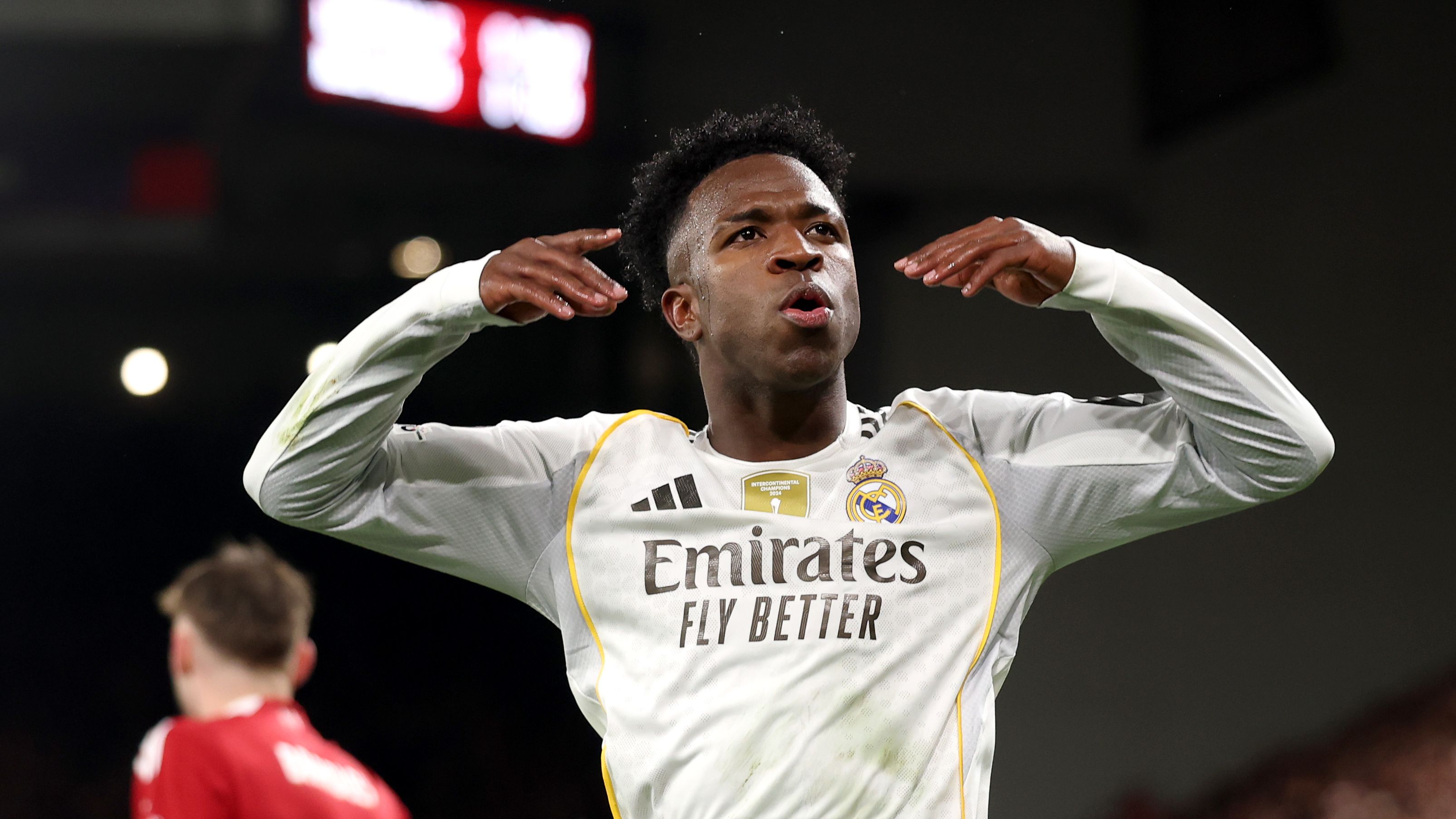 Uncertainty Looms Over Vinicius Jr.’s Future at Real Madrid Amid Stalled Contract Negotiations