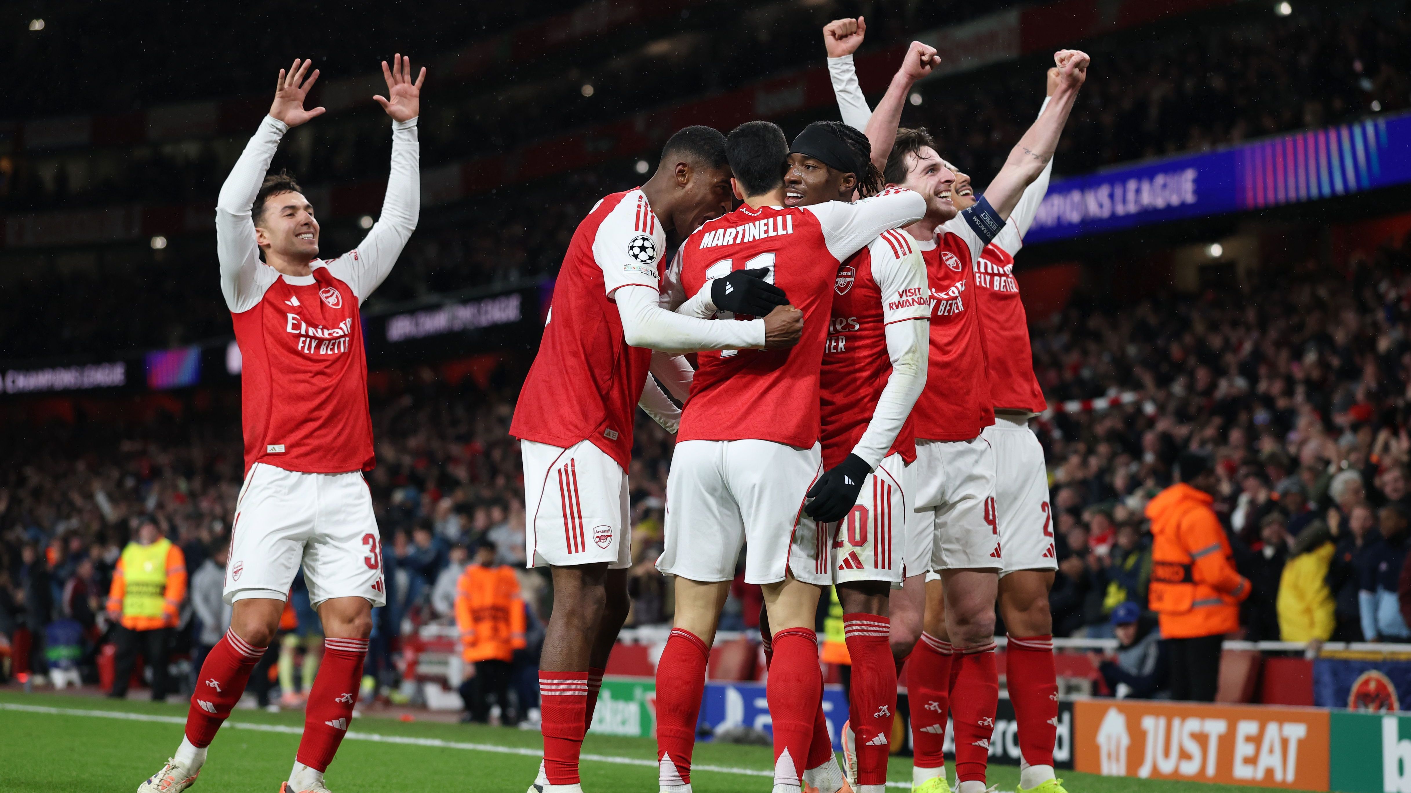 Video: Clashes Between Bayern Munich Fans and Arsenal Stewards at the Emirates Stadium Ahead of Champions League Match