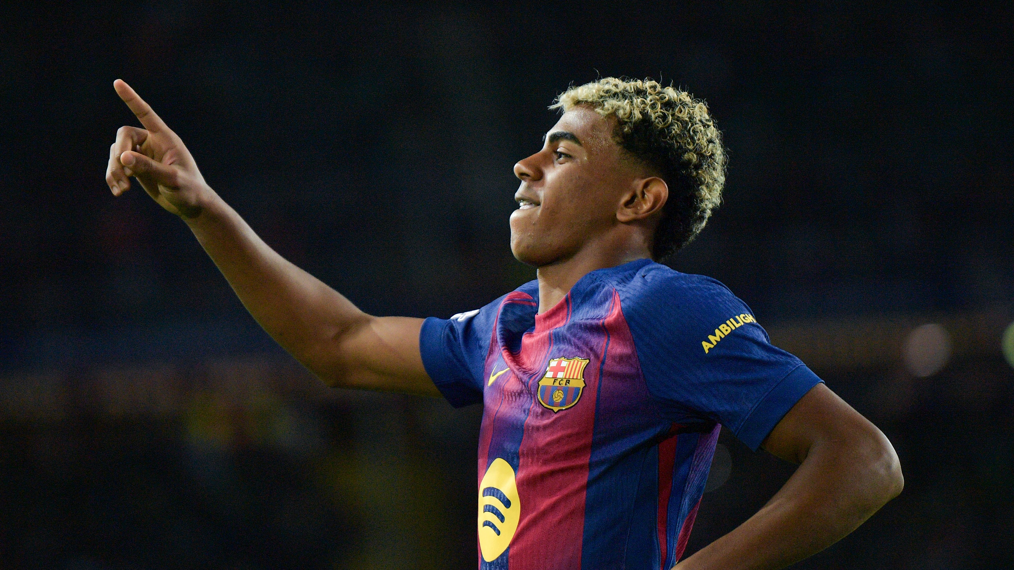 Lamine Yamal Deemed Incapable of Surpassing Lionel Messi Due to Lacking the Same Football Obsession as the Barcelona Legend and Cristiano Ronaldo