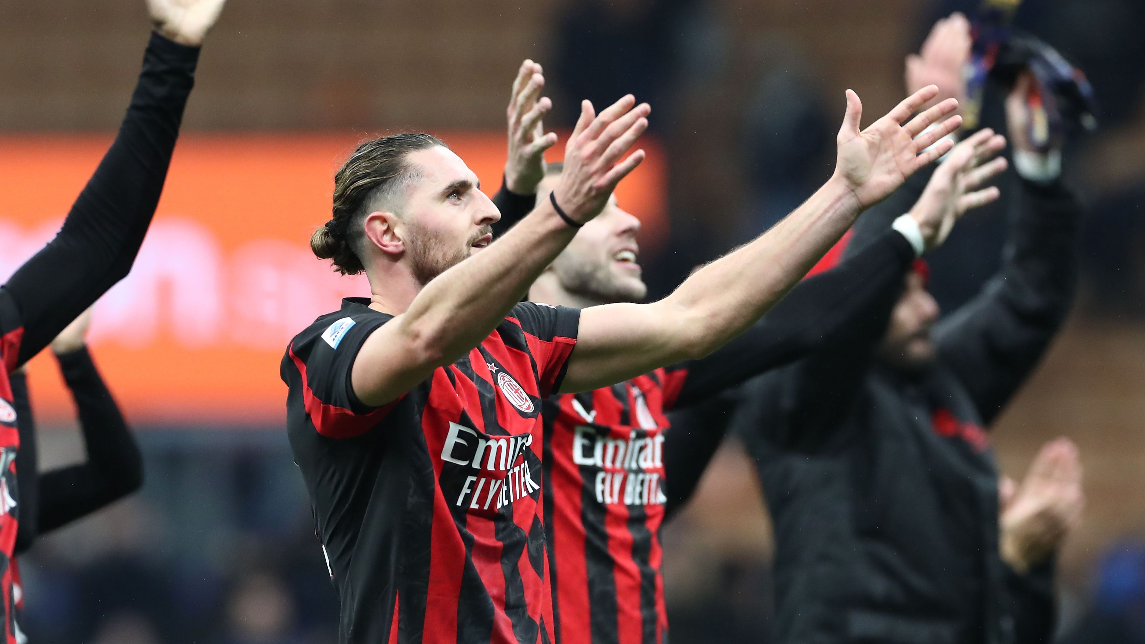 Luka Modric’s Pure Enthusiasm for Football Amazes His AC Milan Teammate